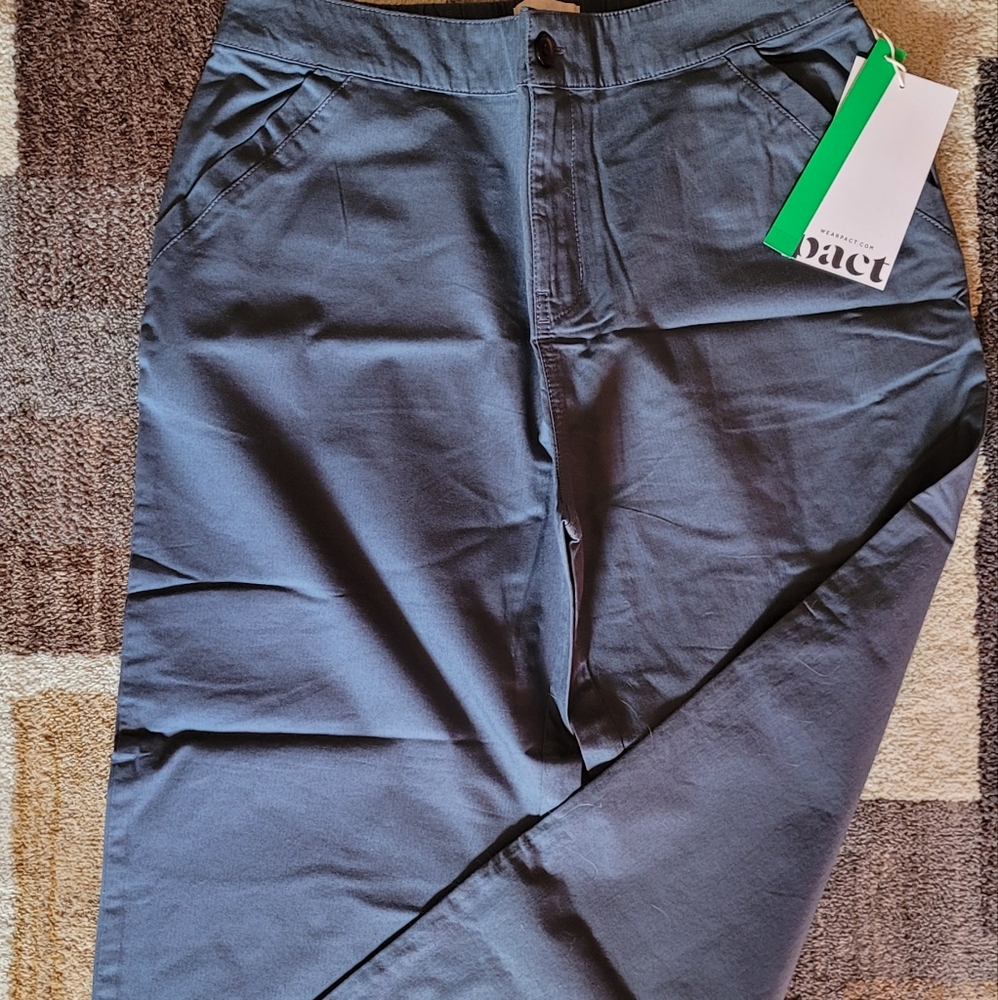 P.A.C.T sz Large NWT